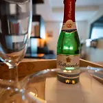 Krone Guest house 4*