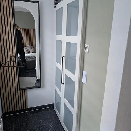 Krone Guest house *